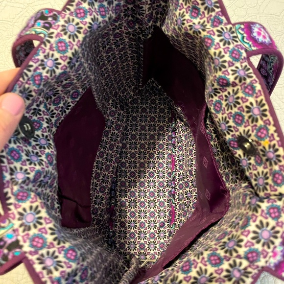 2 Vera Bradley Bags - Picture 5 of 16